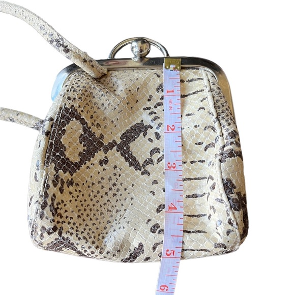 Simard Leather Shoulder Coin Purse - Picture 4 of 8